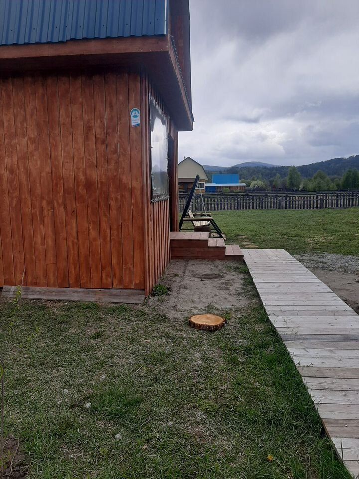 Дом у слияния рек Кокса и Катунь